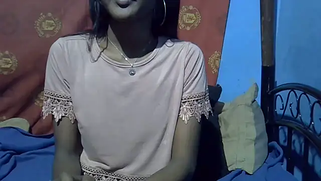 Snapshot of indiangeni20 chatting on June 22, 1:52 pm indiangeni20 online show from June 22, 1:52 pm