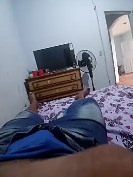 Snapshot of morenogts69 chatting on February 20, 5:40 pm morenogts69 online show from February 20, 5:40 pm