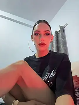 Snapshot of Carlita_cute chatting on July 7, 7:23 am Carlita cute online show from July 7, 7:23 am