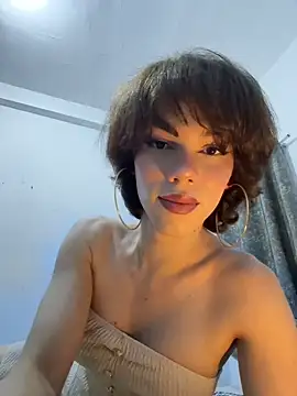 Snapshot of Carlita_cute chatting on July 19, 10:57 pm Carlita cute online show from July 19, 10:57 pm