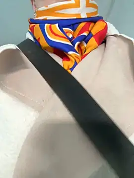 Snapshot of Crazy-Rosa chatting on February 14, 6:34 am Crazy-Rosa online show from February 14, 6:34 am