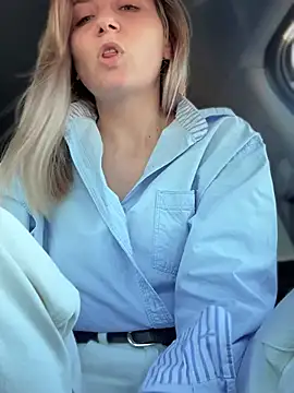 Snapshot of Crazy-Rosa chatting on March 14, 12:07 pm Crazy-Rosa online show from March 14, 12:07 pm