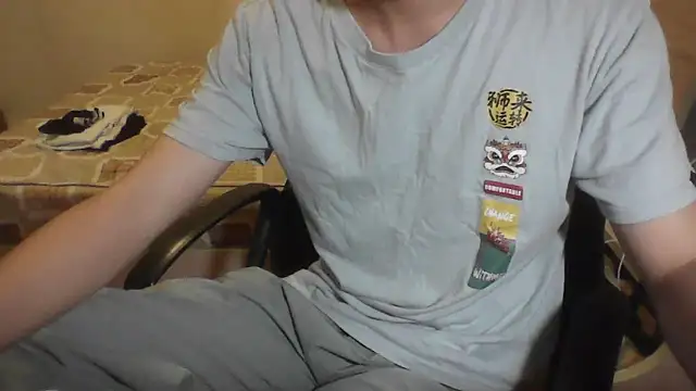 YunheLEE online show from April 6, 3:35 pm