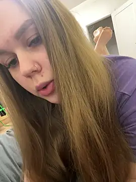 Marylallka5 online show from March 3, 5:02 am