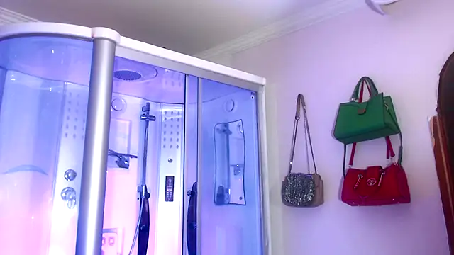 sexy-luna-star-ts online show from November 6, 10:43 pm