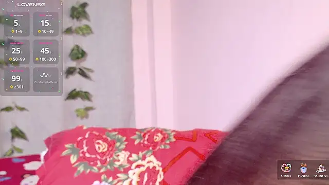 Snapshot of Iamkarlaa_doll chatting on February 12, 8:40 pm Iamkarlaa doll online show from February 12, 8:40 pm