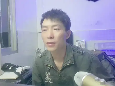 Snapshot of xhqds chatting on March 4, 12:01 pm xhqds online show from March 4, 12:01 pm
