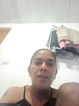 Snapshot of Dakary_hot chatting on February 24, 8:18 pm Dakary hot online show from February 24, 8:18 pm