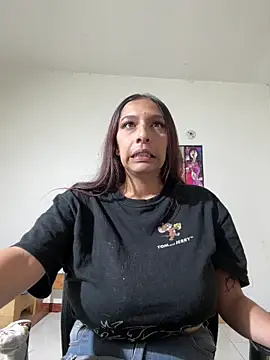 Snapshot of Dahian_XXX chatting on April 5, 1:36 am Dahian XXX online show from April 5, 1:36 am