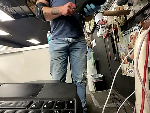 RawRyder8 online show from January 14, 3:01 am