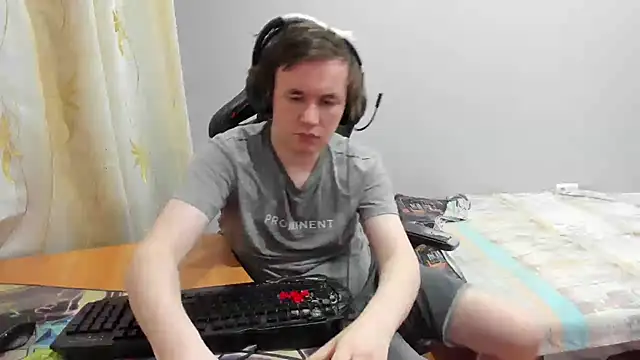 iliaskrislove online show from March 3, 11:32 pm