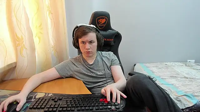 iliaskrislove online show from March 23, 1:04 pm