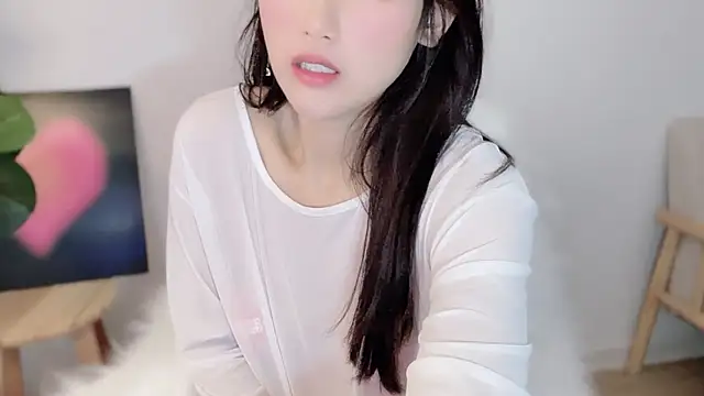 Snapshot of Chu-Chu-99 chatting on December 6, 6:04 am Chu-Chu-99 online show from December 6, 6:04 am