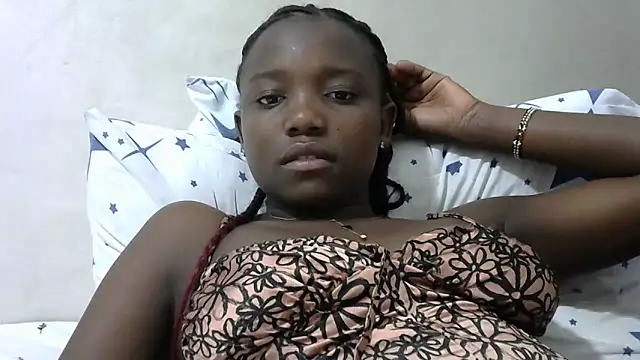 Latiffagodess online show from October 8, 6:22 am