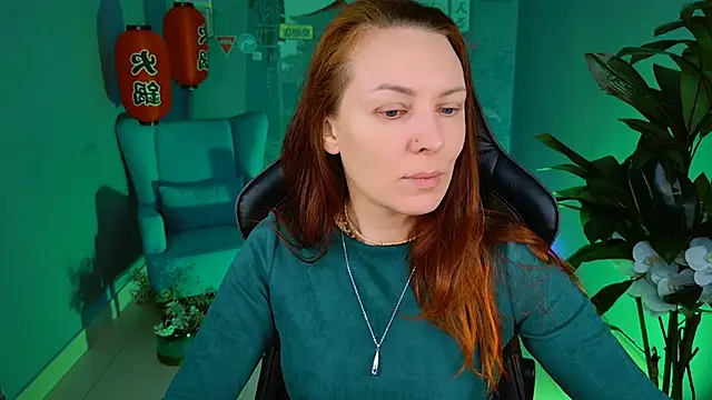 VandaRossi online show from February 5, 5:09 am