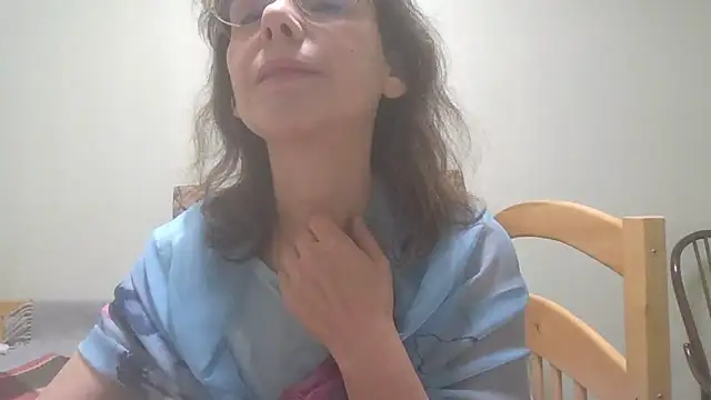 HollyJewel online show from December 13, 7:32 pm