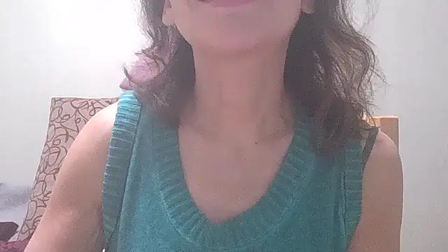 HollyJewel online show from February 26, 5:28 pm