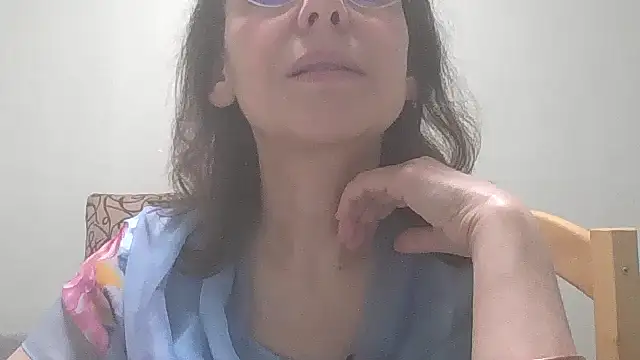 HollyJewel online show from March 5, 8:53 pm