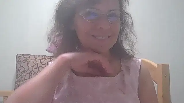 HollyJewel online show from September 17, 4:08 pm