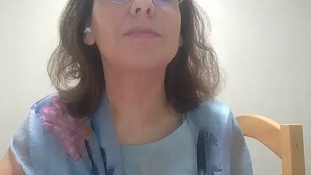 HollyJewel online show from December 4, 4:48 pm