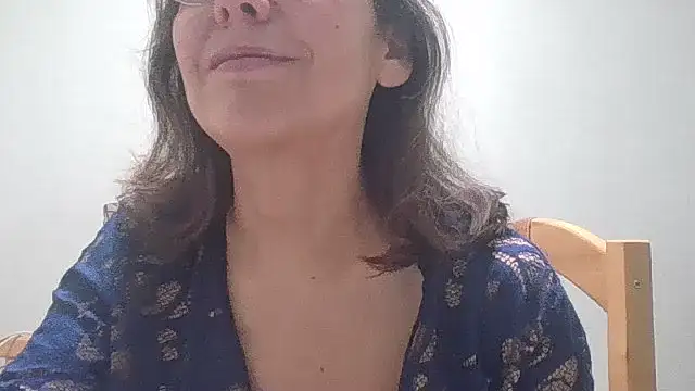 HollyJewel online show from March 22, 5:49 pm