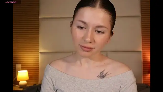 AliceBellamy online show from May 30, 6:38 pm