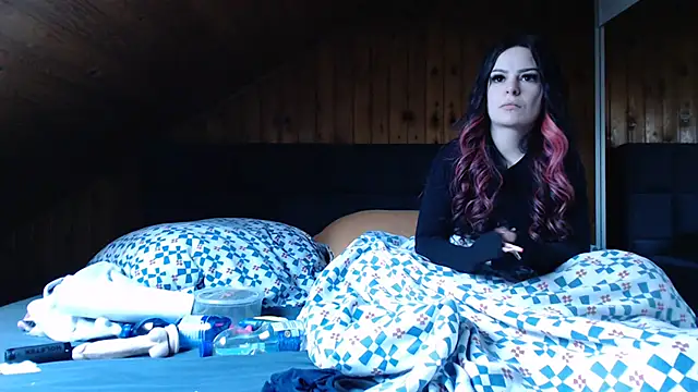 BoeseMoni1998 online show from January 18, 3:05 pm