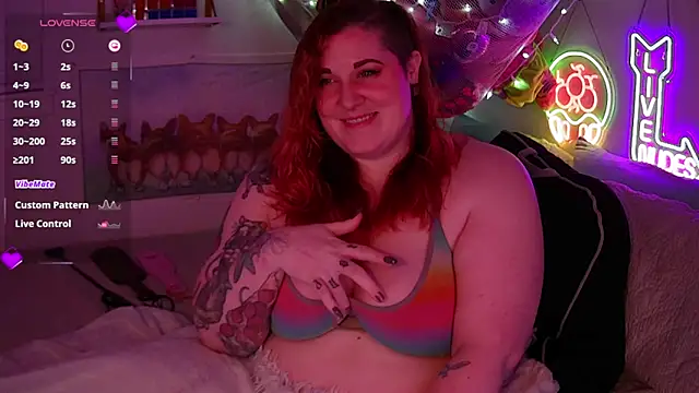 opalreigning online show from March 4, 10:21 am