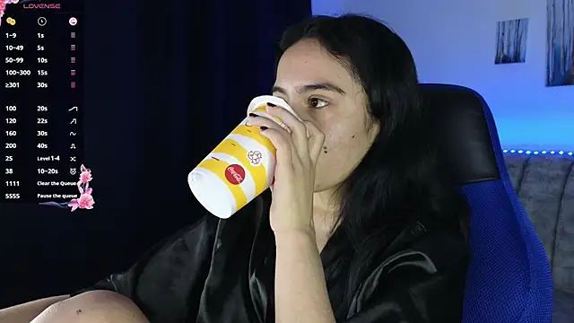 ZaraDames  online show from December 18, 4:29 am