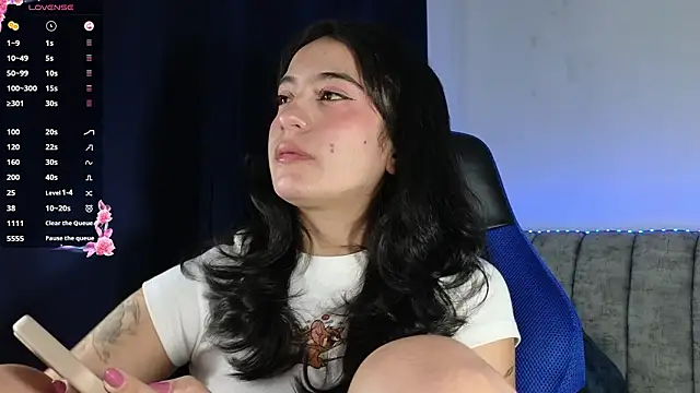 ZaraDames  online show from March 10, 4:50 am