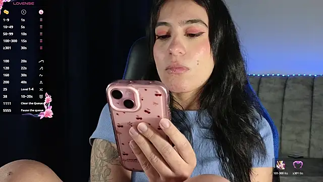 ZaraDames  online show from April 11, 3:11 am