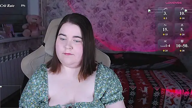 Estelle Hicks online show from February 25, 6:28 pm