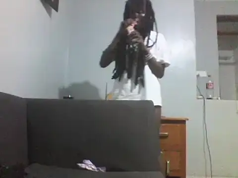 Snapshot of chilliedoug chatting on December 31, 8:23 pm chilliedoug online show from December 31, 8:23 pm