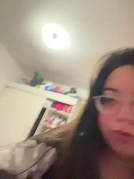 indiegirl666 online show from June 7, 5:55 am