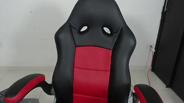 evelin 999  online show from February 1, 9:29 pm