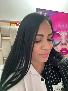 Snapshot of marta201_alfaro chatting on January 13, 8:15 pm marta201 alfaro online show from January 13, 8:15 pm