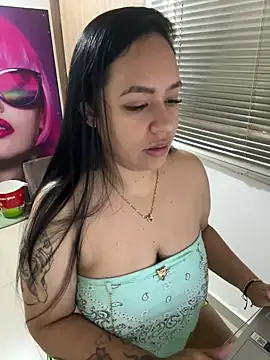 Snapshot of marta201_alfaro chatting on February 8, 1:44 pm marta201 alfaro online show from February 8, 1:44 pm