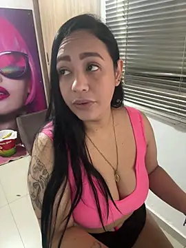 Snapshot of marta201_alfaro chatting on February 21, 1:11 pm marta201 alfaro online show from February 21, 1:11 pm