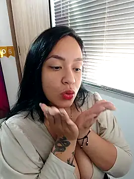 Snapshot of marta201_alfaro chatting on October 19, 2:07 pm marta201 alfaro online show from October 19, 2:07 pm