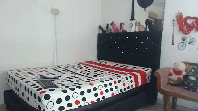brigitht online show from May 25, 8:04 pm