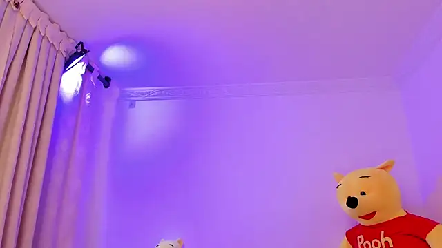 shanel taylor online show from March 16, 1:17 am