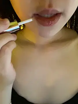 minmin2kk5 online show from March 25, 1:33 am