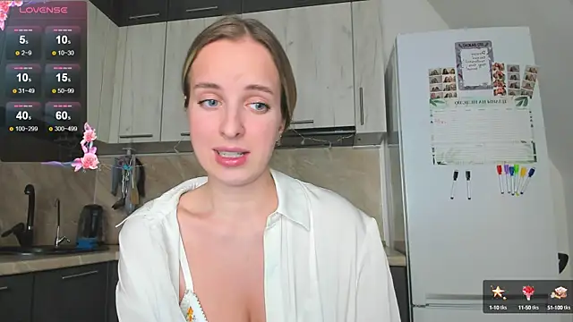 Snapshot of violet_blue_eyes chatting on December 18, 1:12 pm violet blue eyes online show from December 18, 1:12 pm