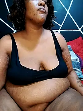 Snapshot of YummyChocolatexx2 chatting on May 15, 1:51 pm YummyChocolatexx2 online show from May 15, 1:51 pm