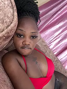 Queen Arnah254 online show from May 26, 12:45 pm