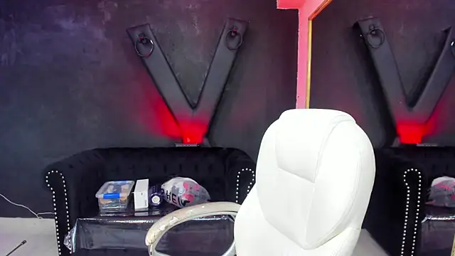 saracaball  online show from March 22, 5:17 am