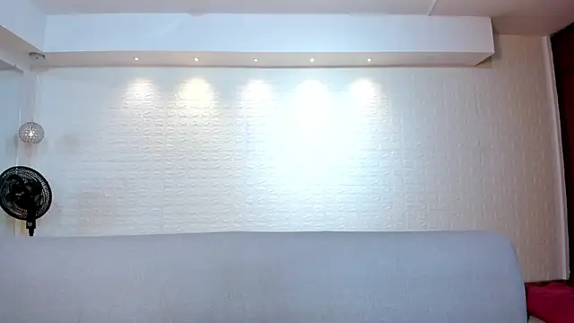 violet scott online show from October 30, 10:38 am