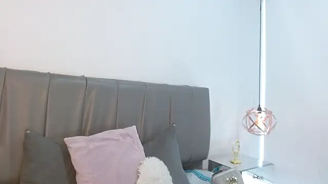 Cherllynn online show from January 16, 9:30 pm