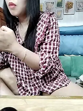 cream1299 online show from March 12, 11:53 am