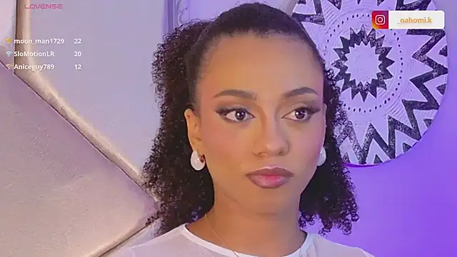 Snapshot of Nahomi_King chatting on February 24, 5:09 pm Nahomi King online show from February 24, 5:09 pm